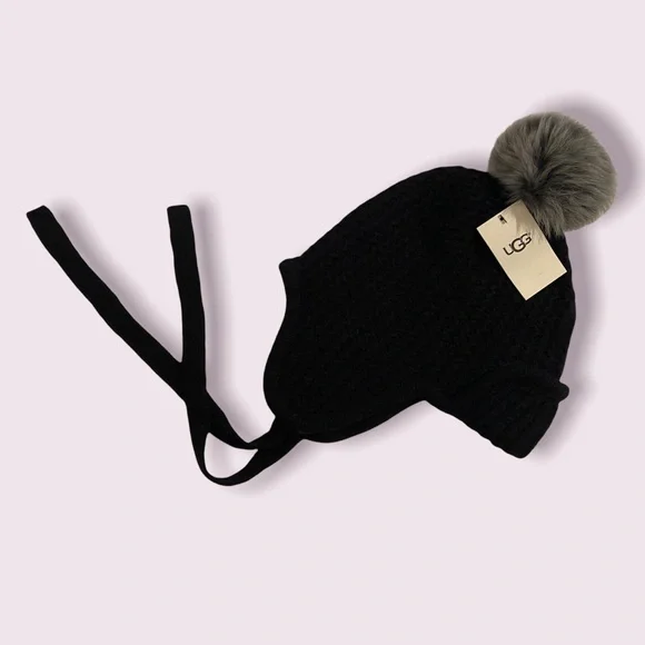 UGG | Accessories | Uggs Womens Trapper Hat With Grey Pom  display picture 2